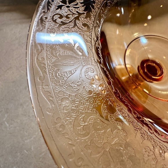 FOSTORIA GLASS COMPANY,ROYAL AMBER,PRESSED GLASS,FOOTED COMPOTE WITH TURNED STEM - Picture 4 of 7